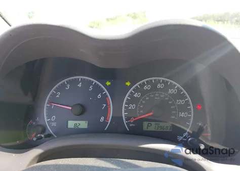 2010 Toyota Corolla Le z USA, uszkodzony, nr VIN 2T1BU4EE5AC352555